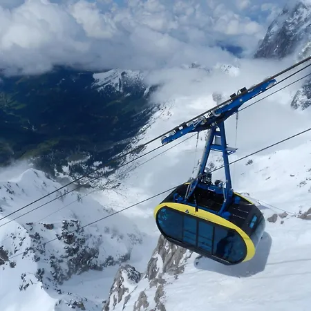 Frechhof アパート シュラートミンク