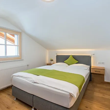 Frechhof アパート *