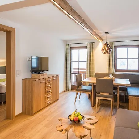 Frechhof Apartment