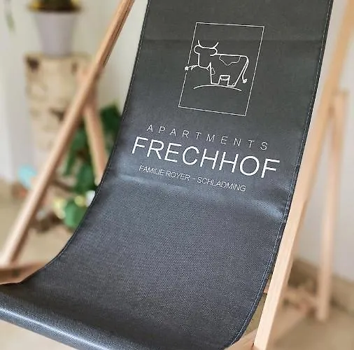 Frechhof 公寓 斯拉德明