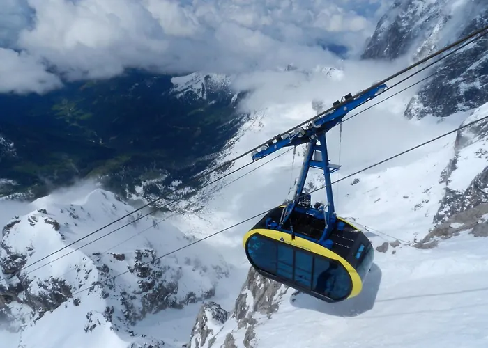 Frechhof 公寓 斯拉德明